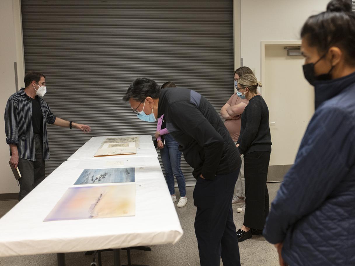 Curator Luke Kelly shares a recent acquisition of work by Chiura Obata with an Art History class. 