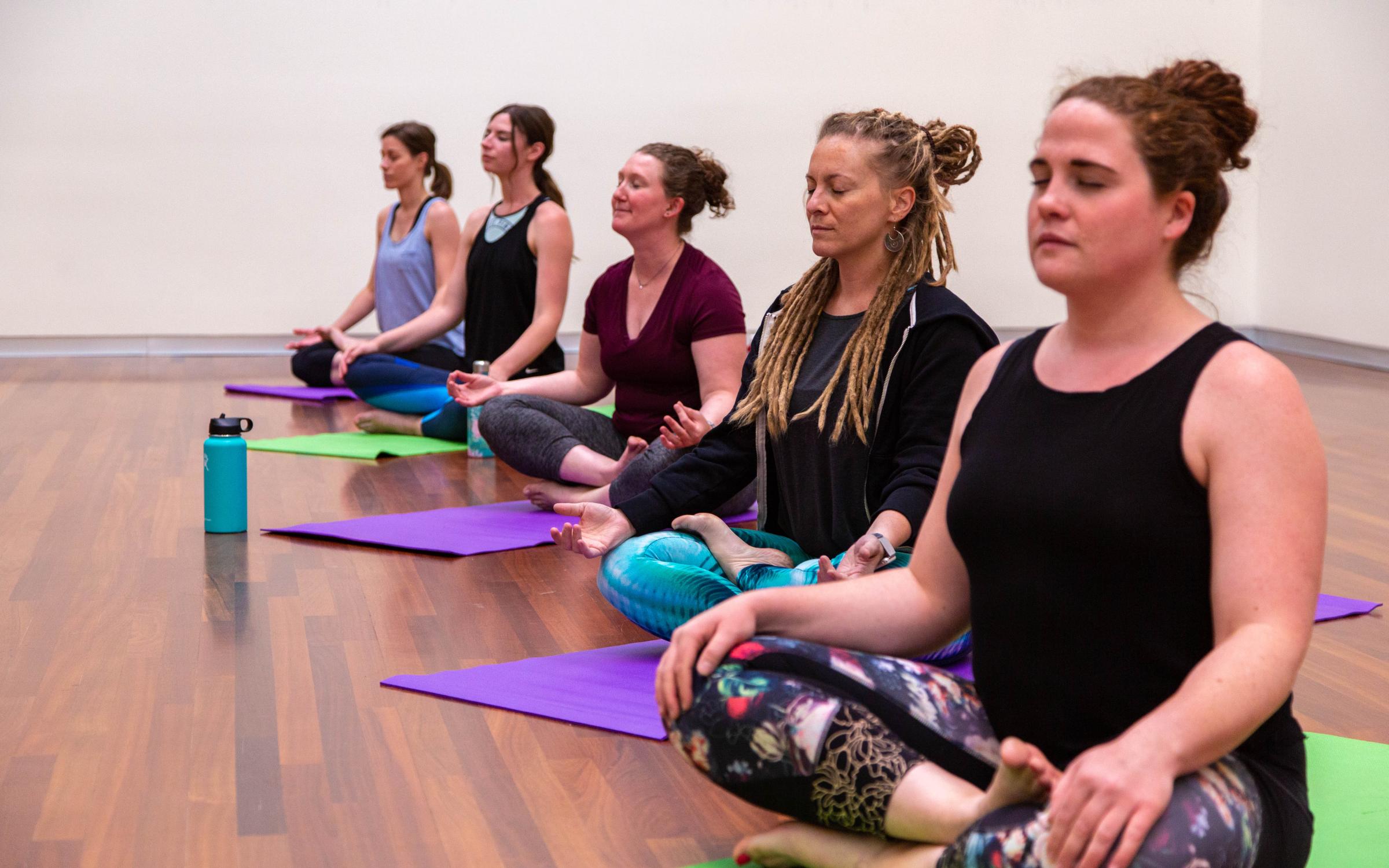 Virtual Art + Yoga Virtual Art + Yoga